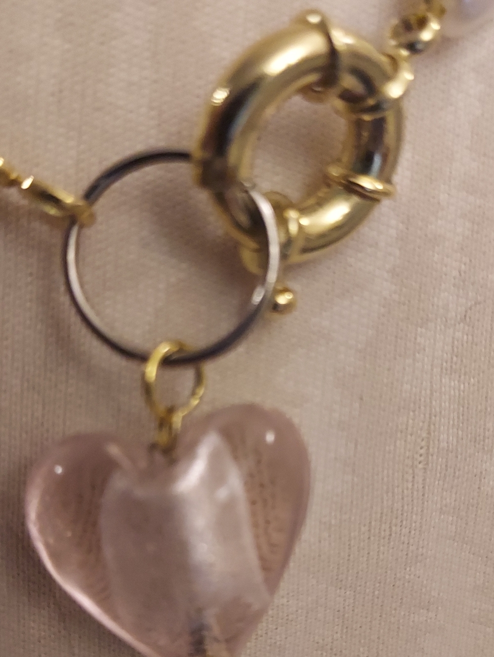 Pearl and Pink Necklace With Gold Feminine - Picture 5 of 5